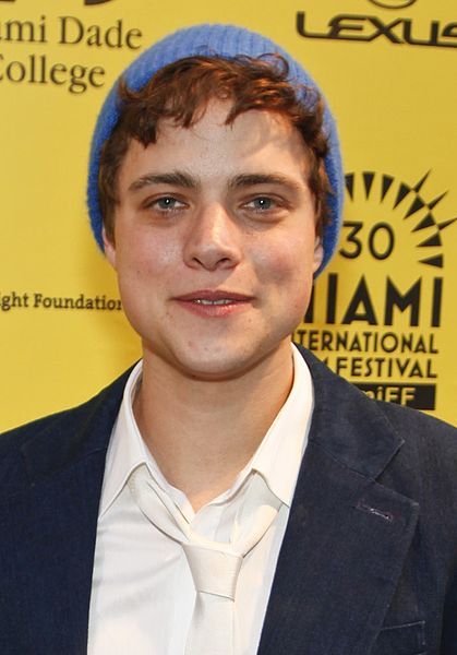 File:Douglas Smith (cropped).jpg