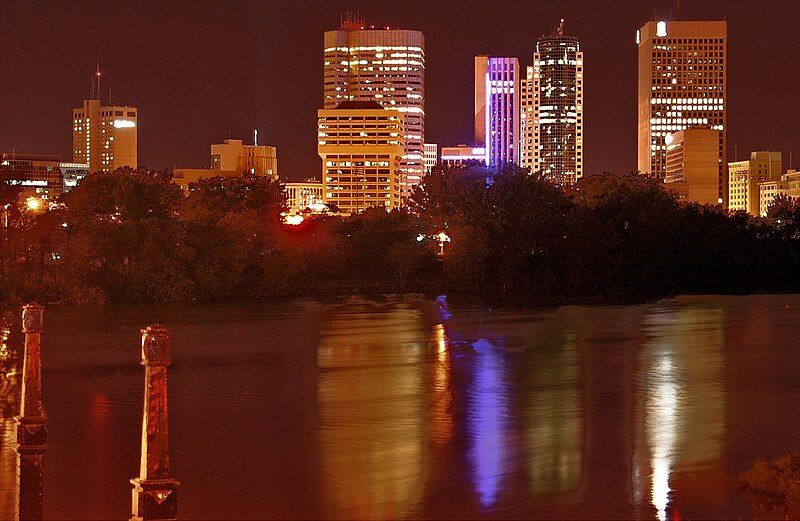 File:Downtown Winnipeg Skyline.jpg