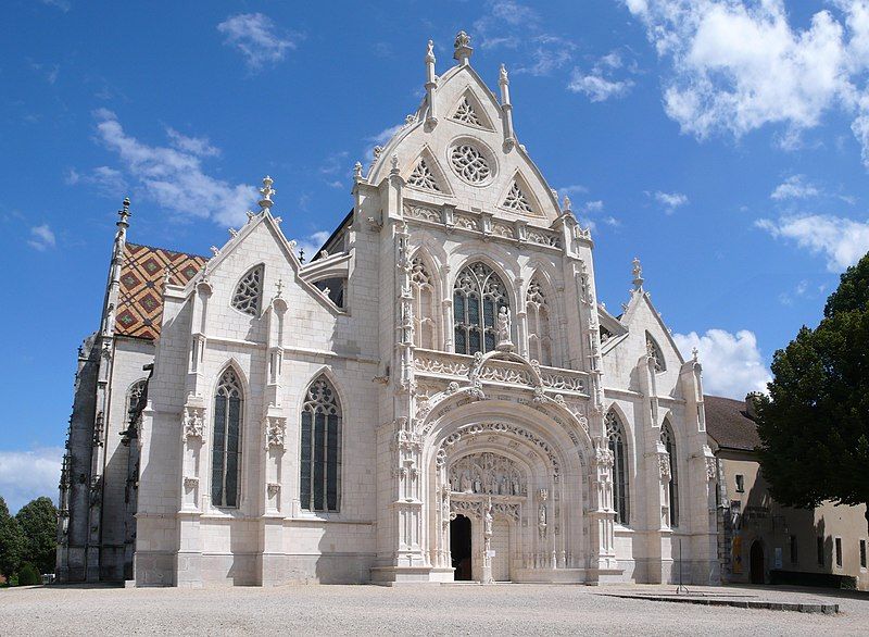 File:Eglise de Brou1.jpg