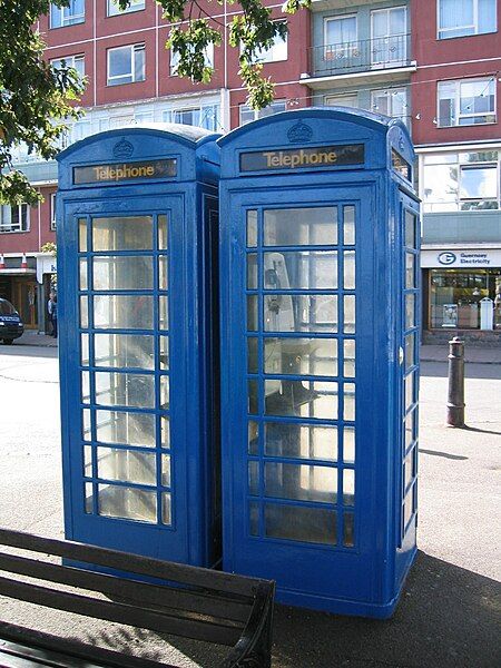 File:GuernseyTelephoneBox.jpg