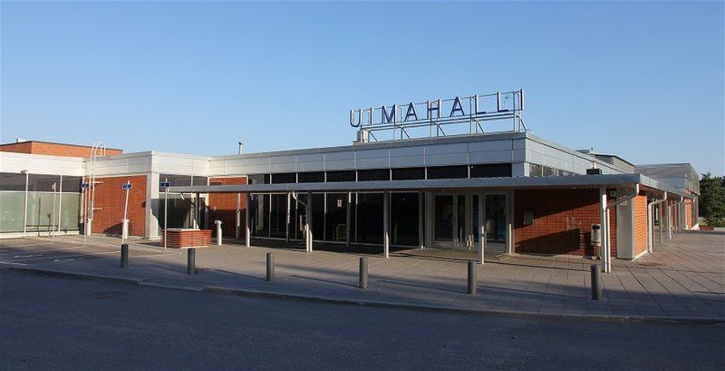 File:Hakunilan uimahalli.jpg