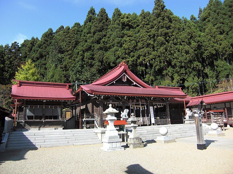 File:Kanahebisui Shrine.jpg