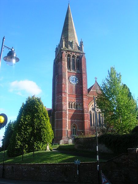 File:Lyndhurst Church3.JPG