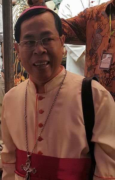 File:Mgr Aloysius Sutrisnaatmaka.jpg