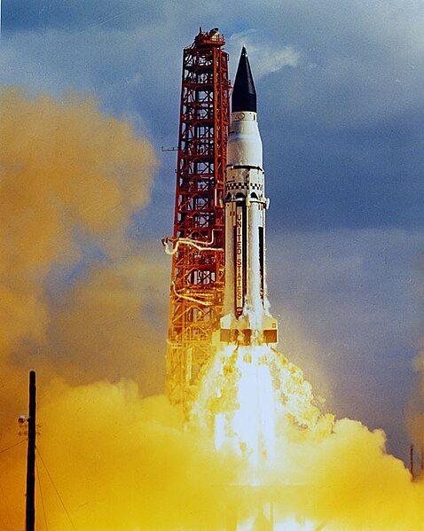 File:Saturn SA5 launch.jpg