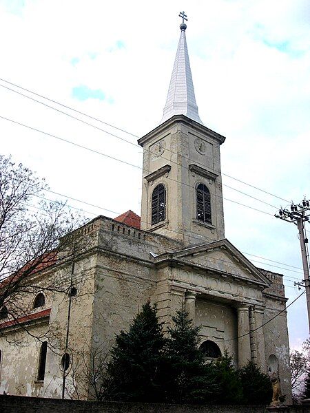 File:Stanišić, Catholic Church.jpg