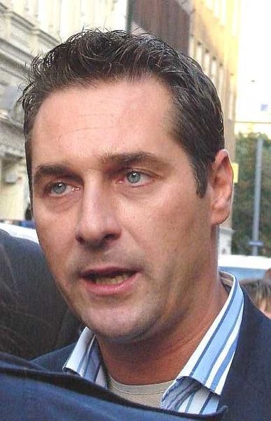 File:Strache8.jpg