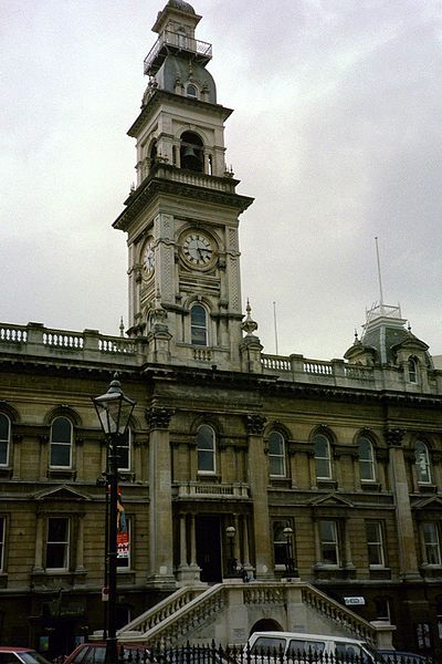 File:Town Hall Dunedin.jpg