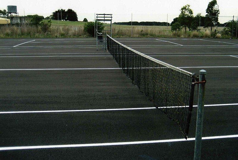 File:Wangoom Tennis Courts.jpg