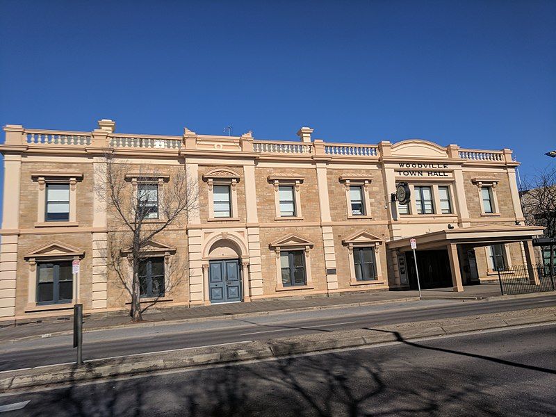 File:Woodville Town Hall.jpg