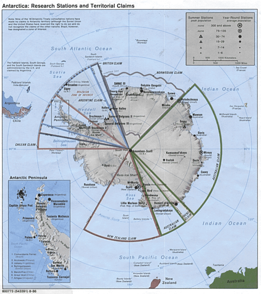 File:Antarctica research station.png