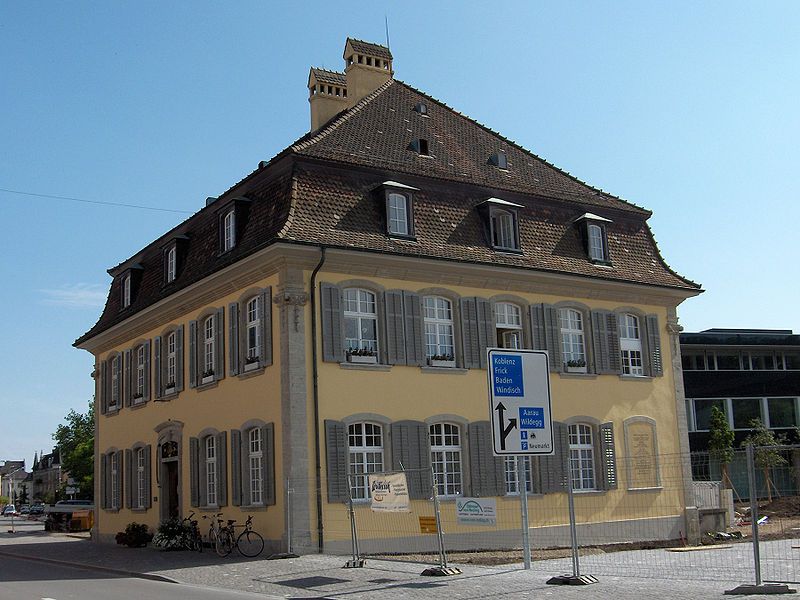 File:Brugg Stadthaus.jpg