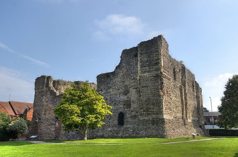 File:Canterbury - Castle01.jpg