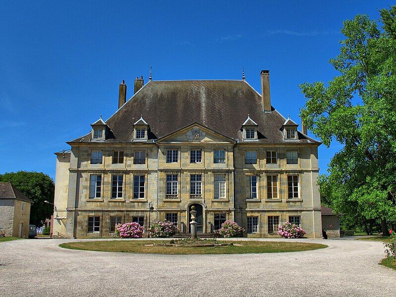 File:Choye, le château.jpg