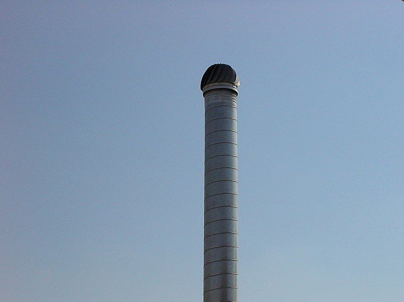 File:Cowlchimney.jpg