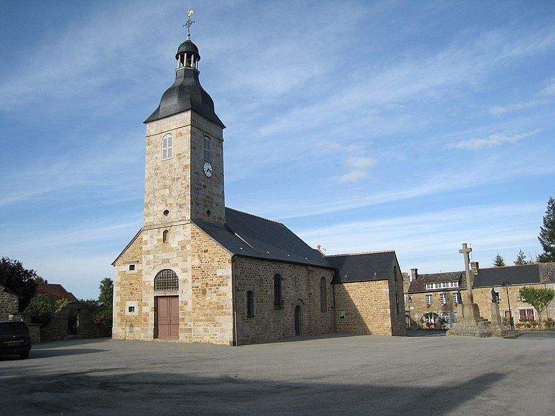 File:Eglise de Baillé.jpg