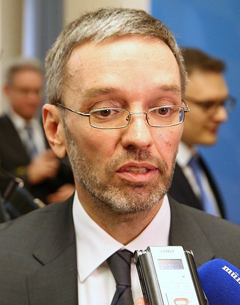 File:Herbert Kickl (cropped).jpg