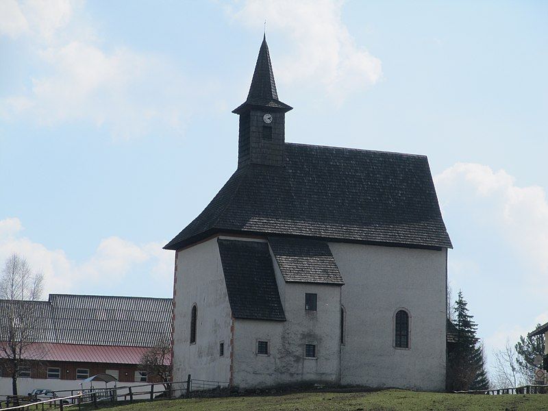 File:Kath. Kirche Joachimsberg.jpg