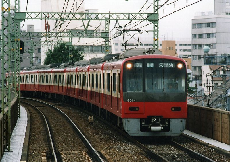 File:Keikyu601Shimbamba.JPG