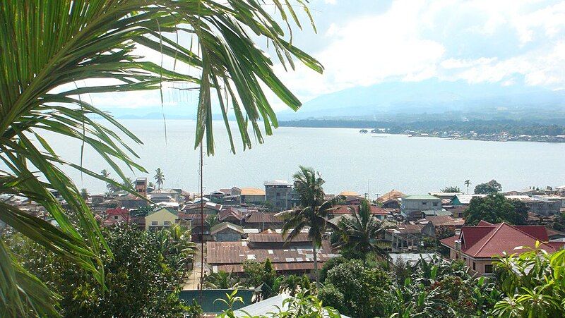 File:Marawi lake.jpg