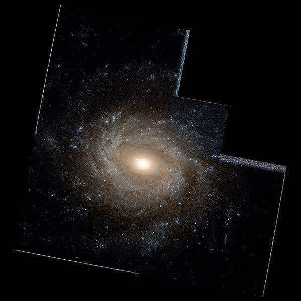 File:NGC3486-hst-R814GB450.jpg