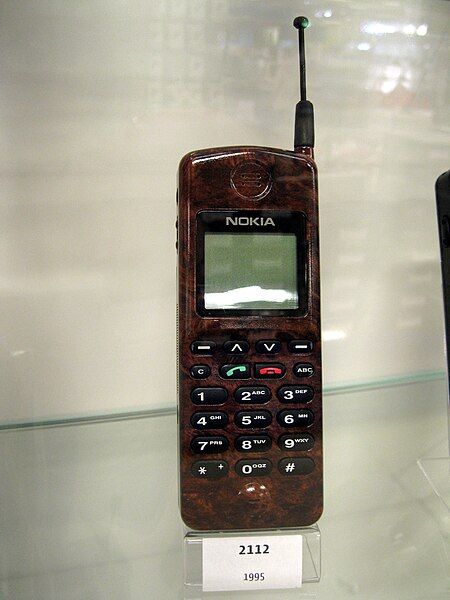 File:Nokia 2112.jpg