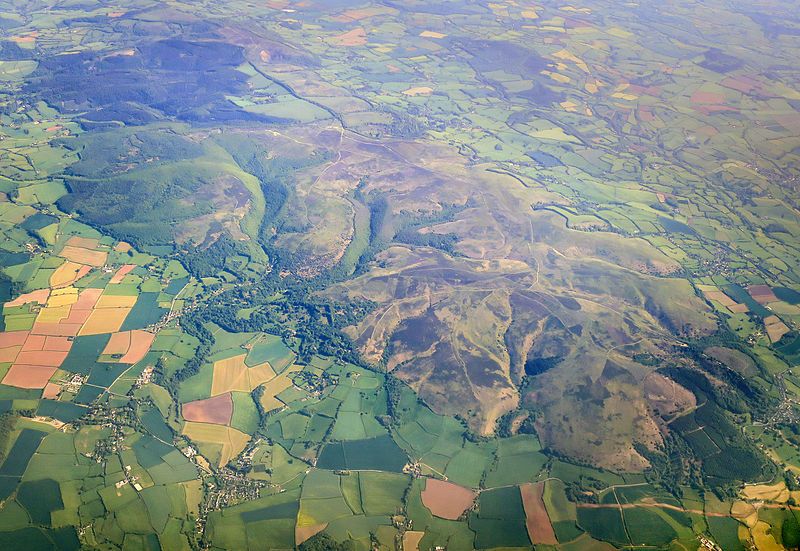 File:Quantocks, aerial.jpg