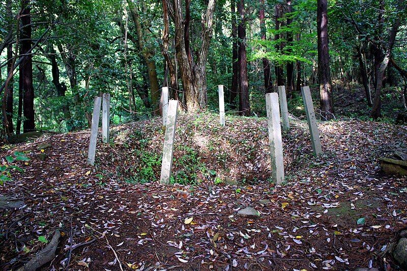 File:Shitori-jinja Kyoduka.jpg