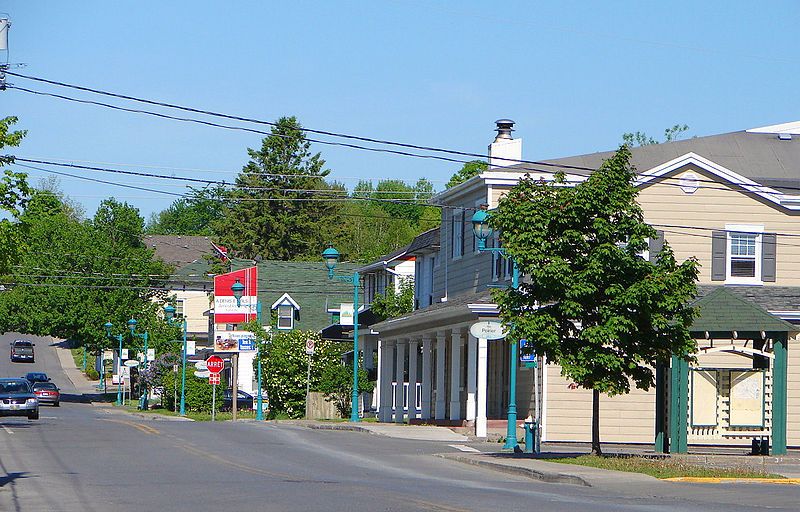 File:St-Lazare QC.JPG