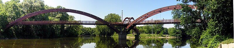 File:Tridge-Midland-MI.jpg