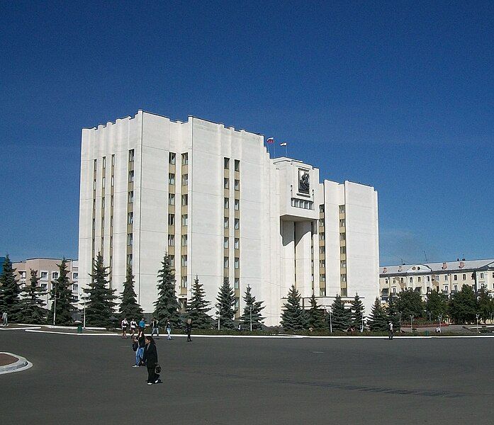 File:White House (Saransk).jpg