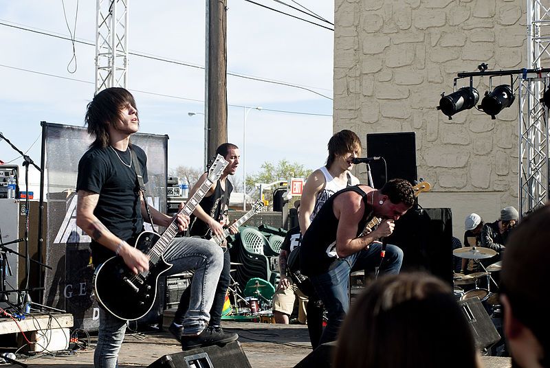 File:Abandon All Ships.jpg