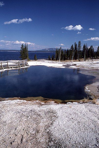 File:Black pool.jpg