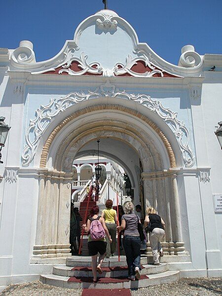 File:Candles Panagia Tinou.JPG