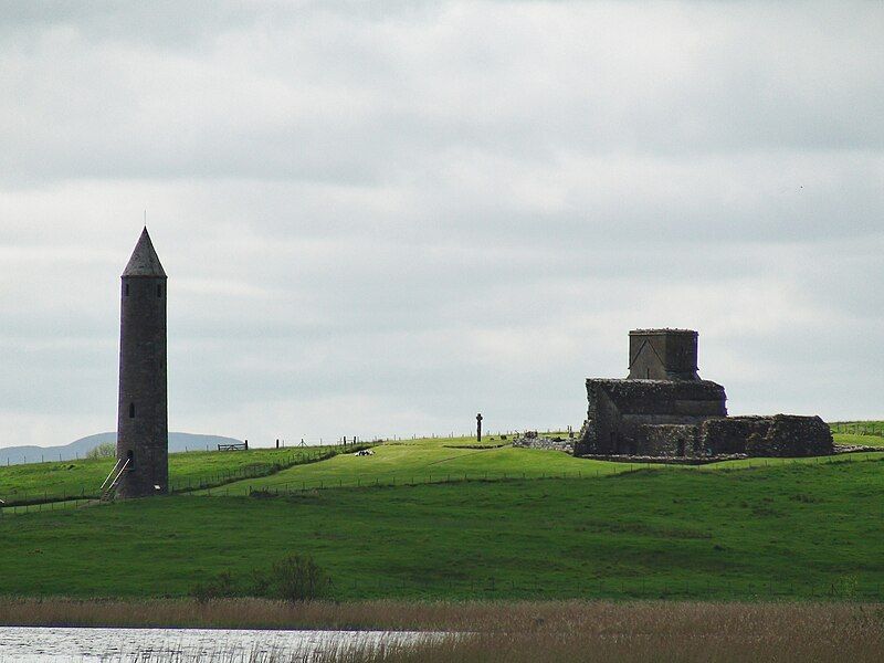 File:Devenish Abbey.jpg