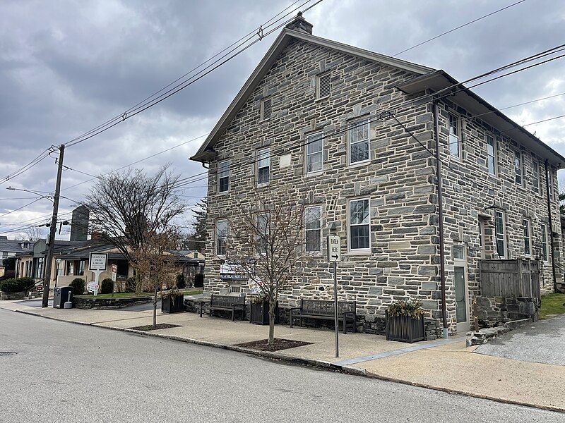 File:Gladwyne Library.jpg