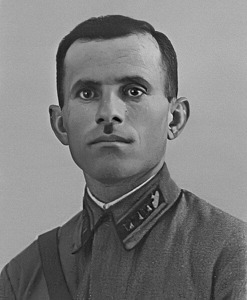 File:Hazi Aslanov.jpg