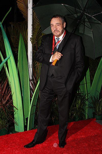 File:John Rhys-Davies (7982317637).jpg