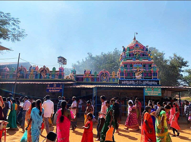 File:Kalabhaireshwara temple jadigenahalli.jpg