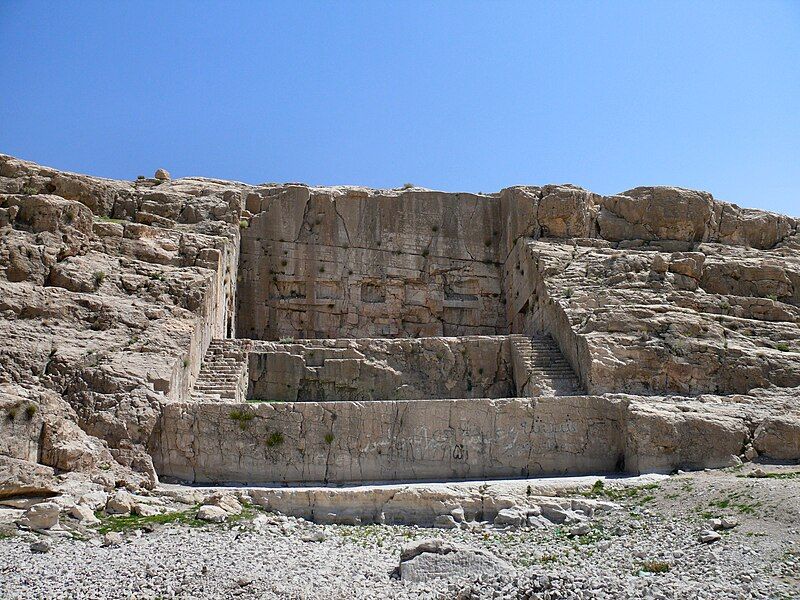 File:Qadamgah Water monument.jpg