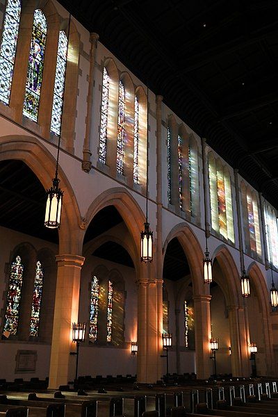 File:South Nave Windows.jpg