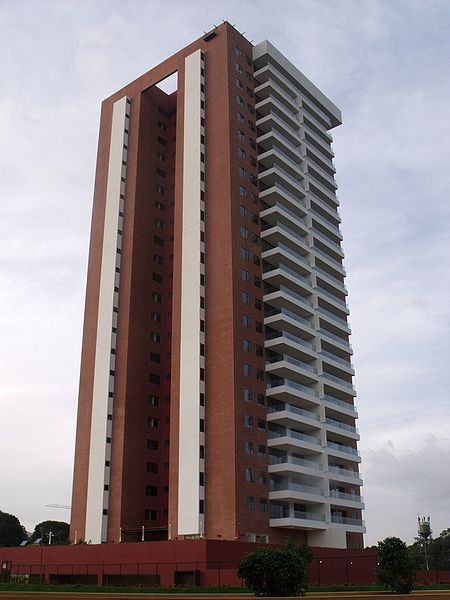 File:Torre multiplaza.jpg