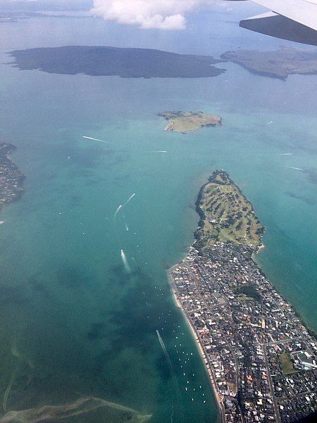 File:Buckland Beach (2016).jpg