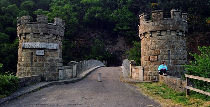 File:Craighellachie bridge.jpg