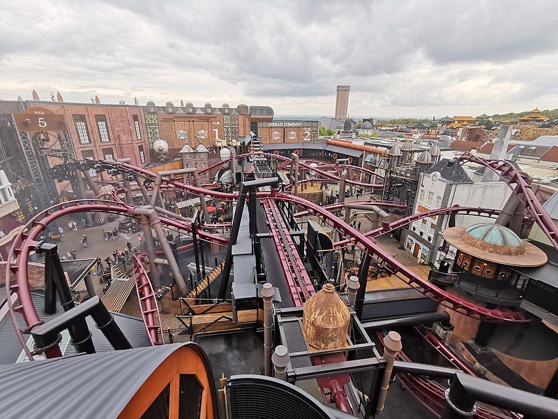 File:FLY-Phantasialand-1.jpg