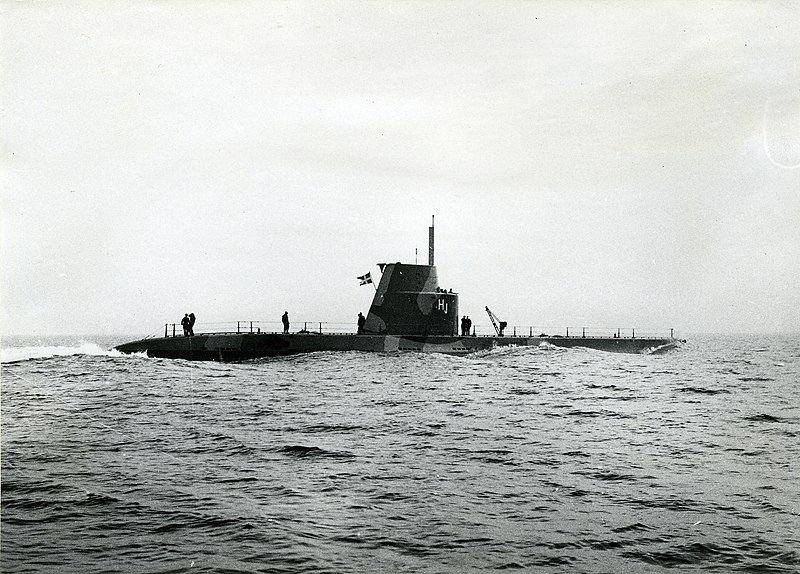 File:HMS Hajen Fo88553A.jpg