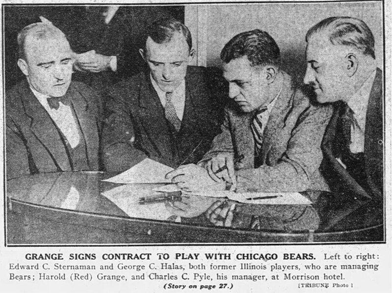 File:Halas-Sternaman-grange-bears.jpg