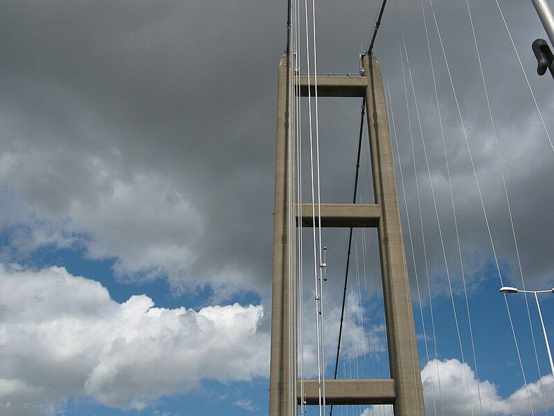 File:Humber Bridge Tower.JPG