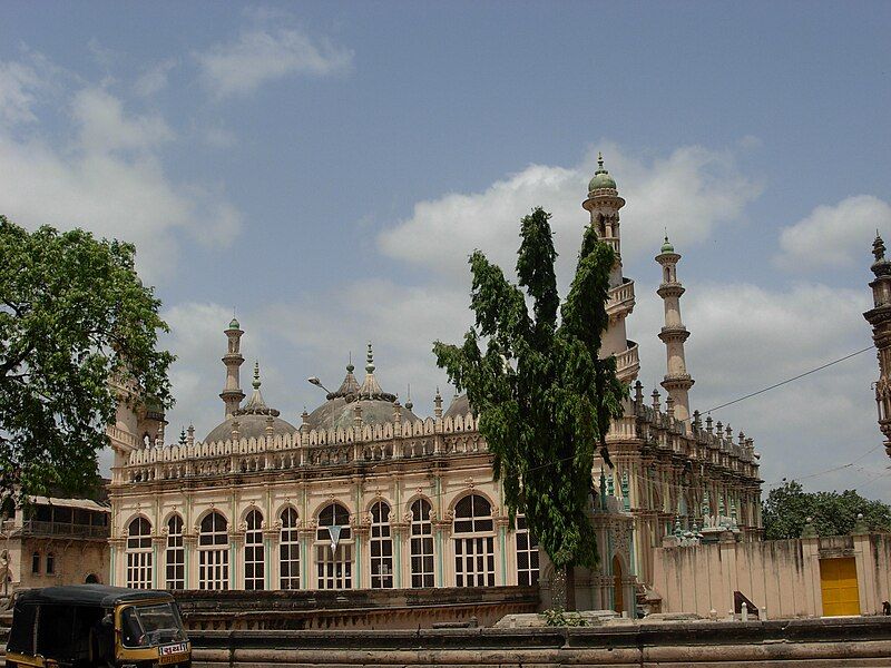 File:Jumma Masjid, Junagadh.jpg