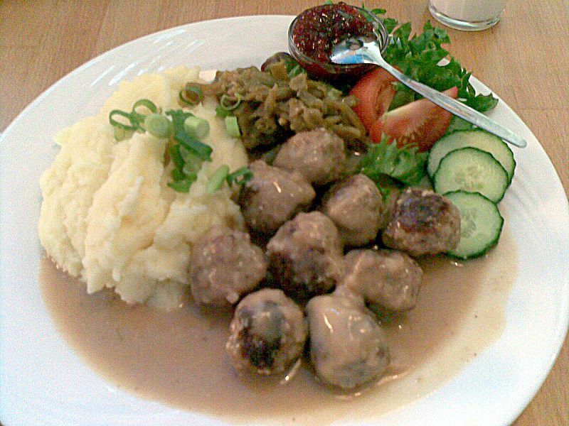 File:KahvilaSuomi Meatballs.JPG